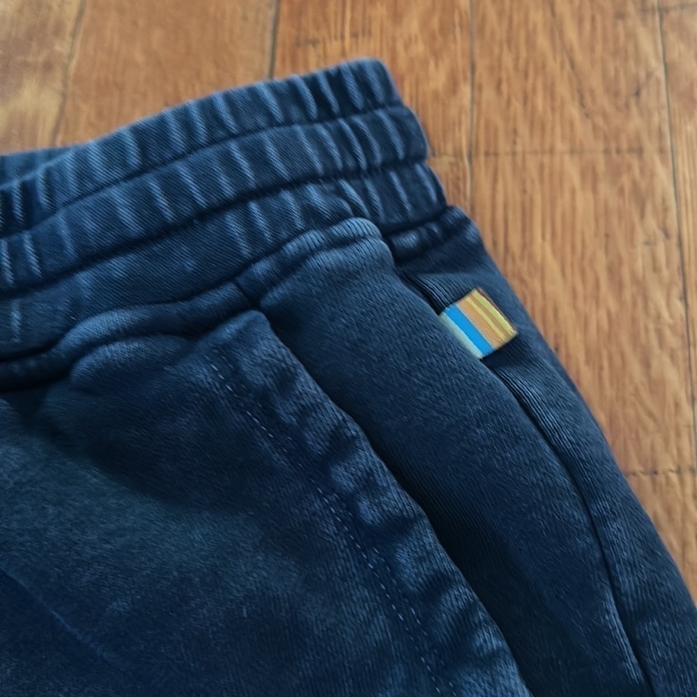 Sundance True Grit brand California Favorite Sunday Shorts, like new. - Picture 8 of 8